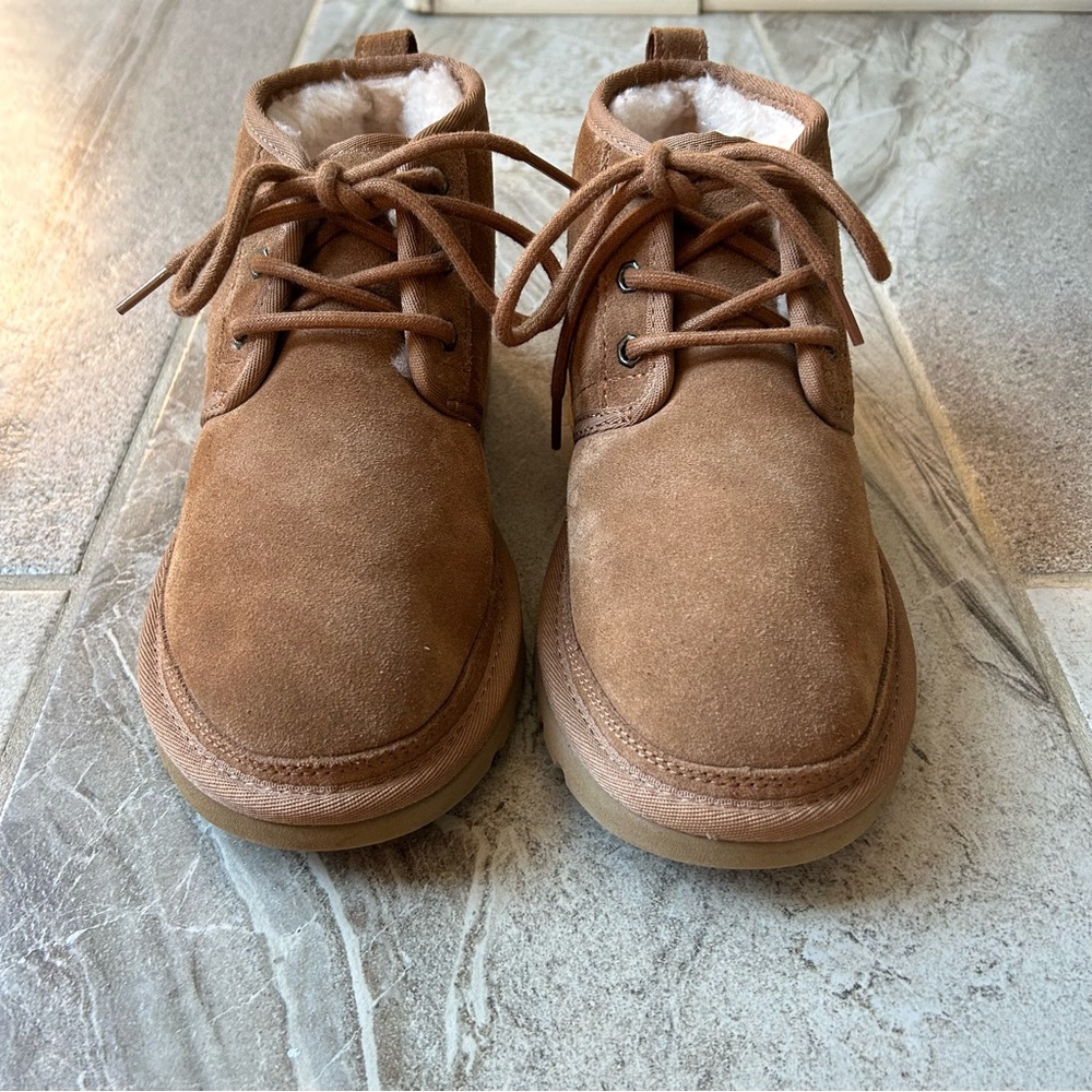 NWOT Women’s UGG Neumel Chukka Lace Up Ankle Boots in Chestnut, Size 7 - Picture 4 of 12